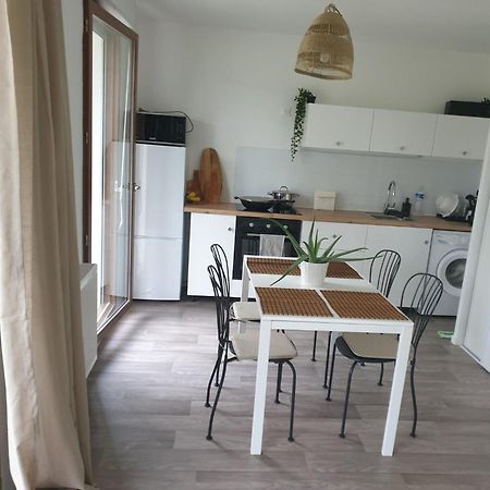 Allee Des Cedres Villepinte  Eksteriør billede